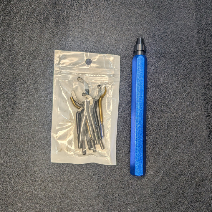 Entgrater mit verschiedenen Klingen