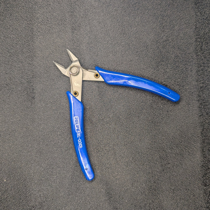 Schneidzange für Filament und Stützmaterial